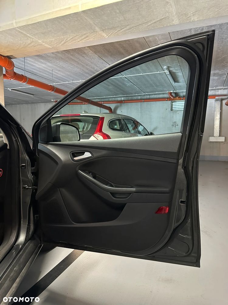 Ford Focus - 18