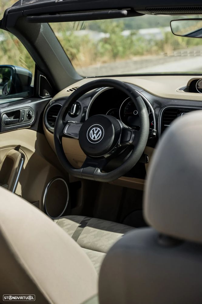 VW New Beetle Cabriolet 1.2 TSI DSG - 23