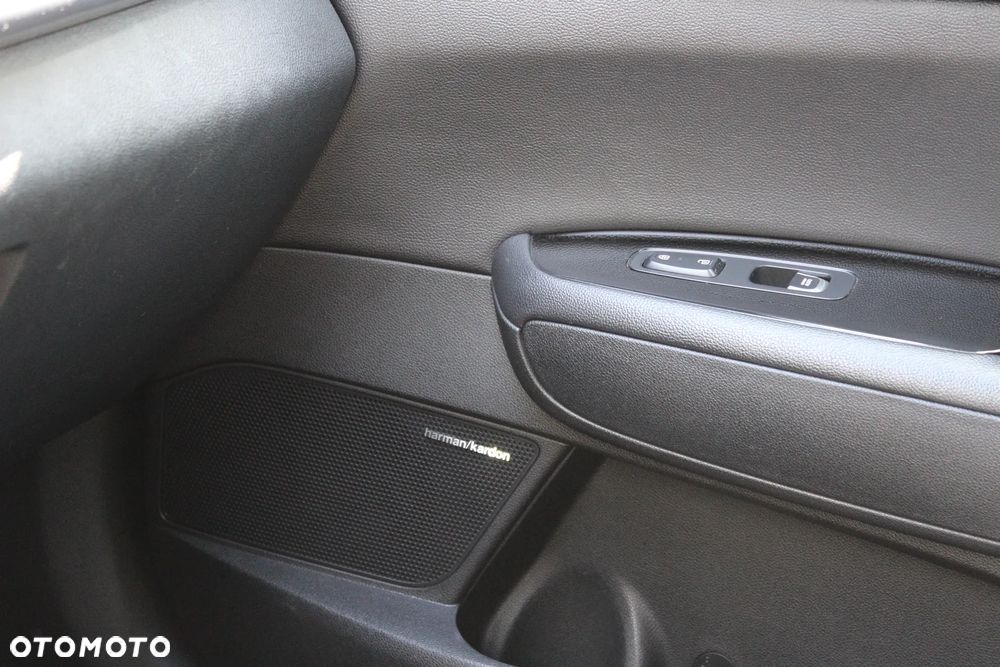 Kia Optima 2.0 L - 21