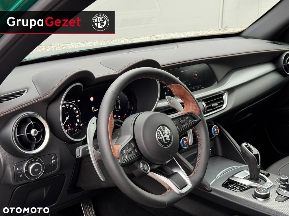 Alfa Romeo Stelvio - 9