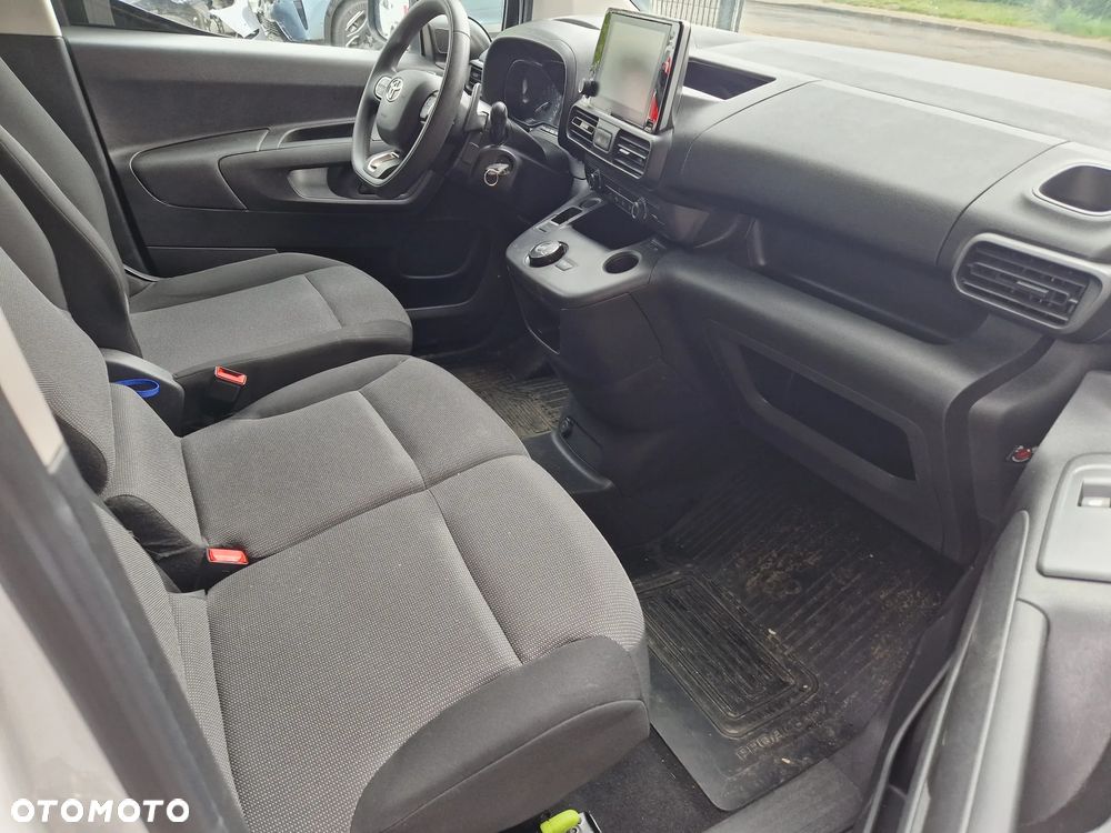 Toyota PROACE CITY - 8