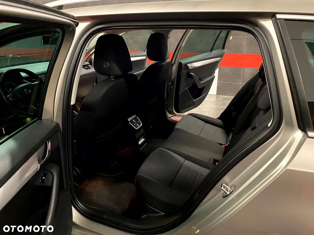 Skoda Octavia 2.0 TDI Green tec DSG Elegance - 18