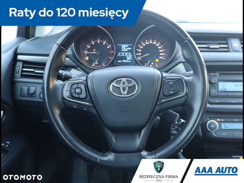 Toyota Avensis - 15