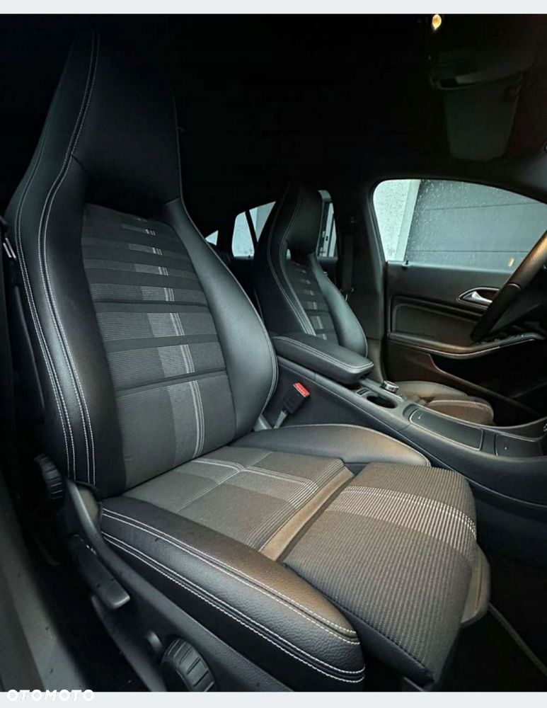 Mercedes-Benz CLA 180 d 7G-DCT Peak Edition - 4