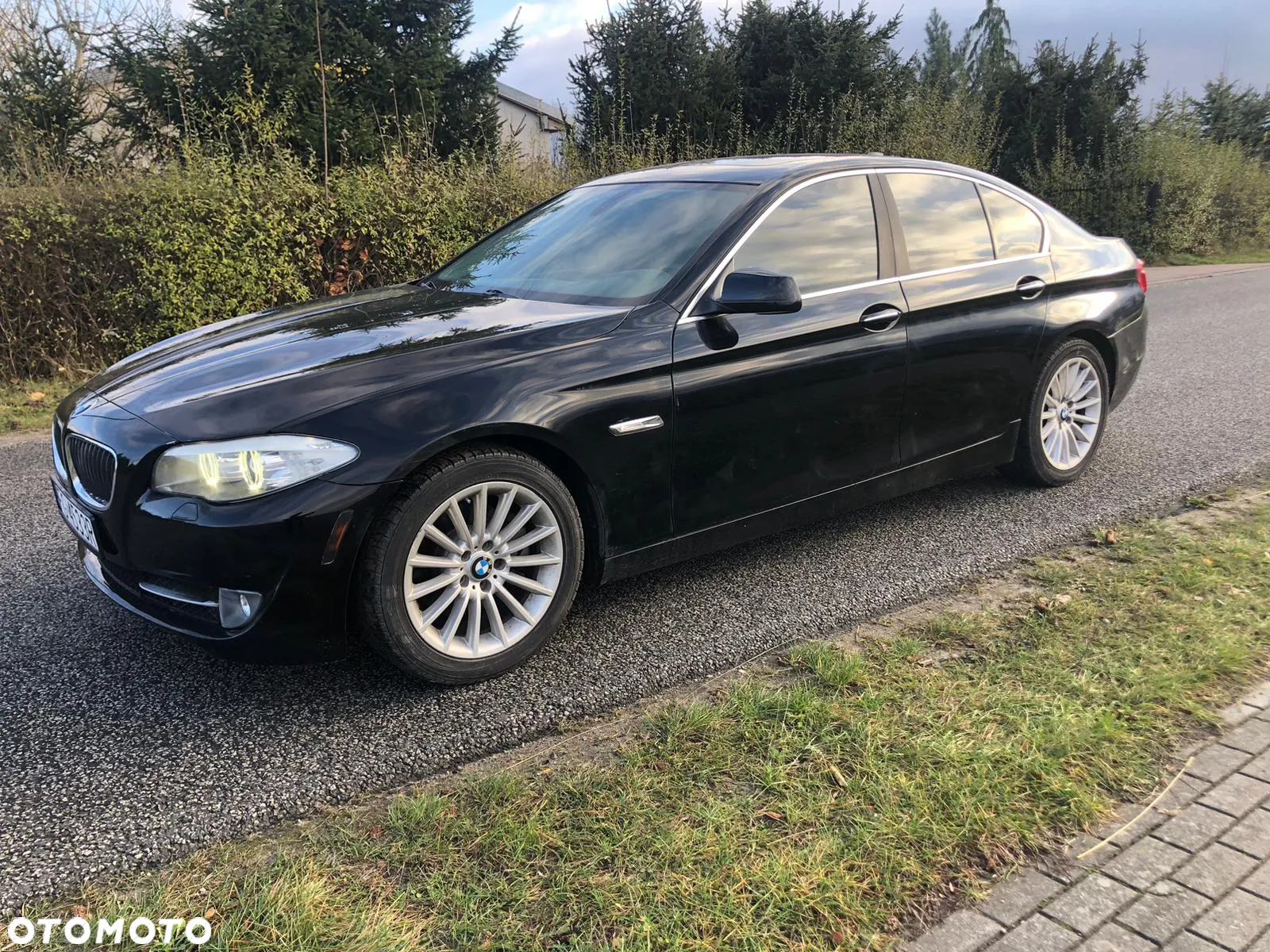 BMW Seria 5 528i xDrive - 7