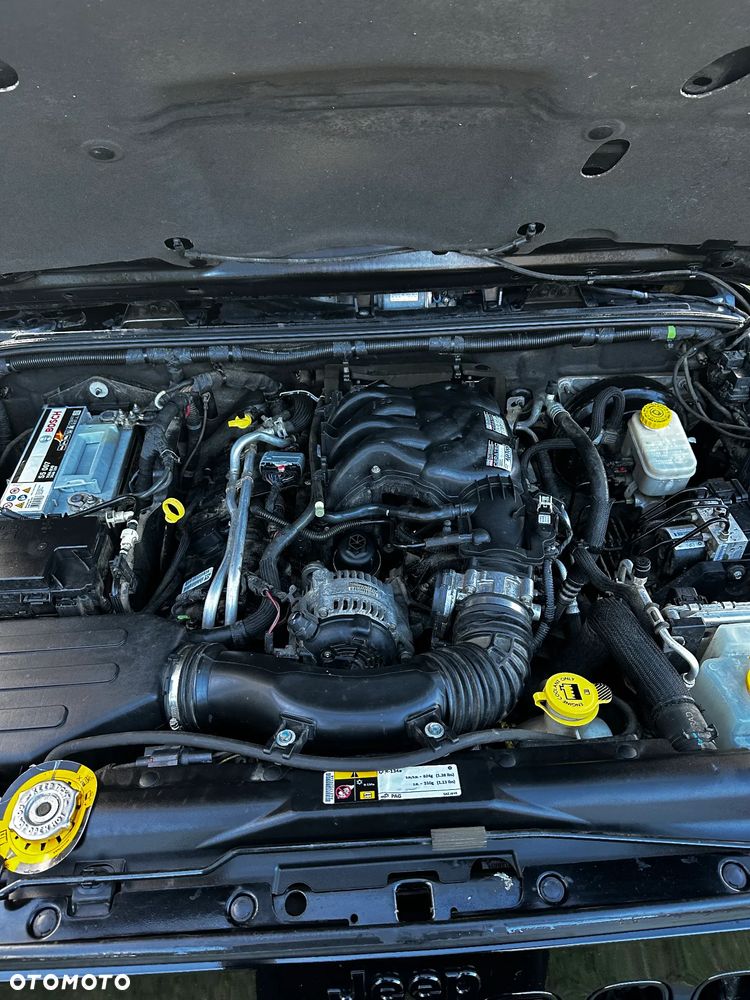 Jeep Wrangler 3.6 Sahara - 9