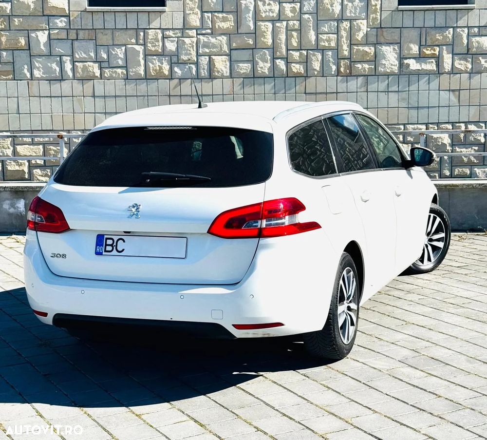 Peugeot 308 PureTech 130 GPF Stop & Start Allure - 8