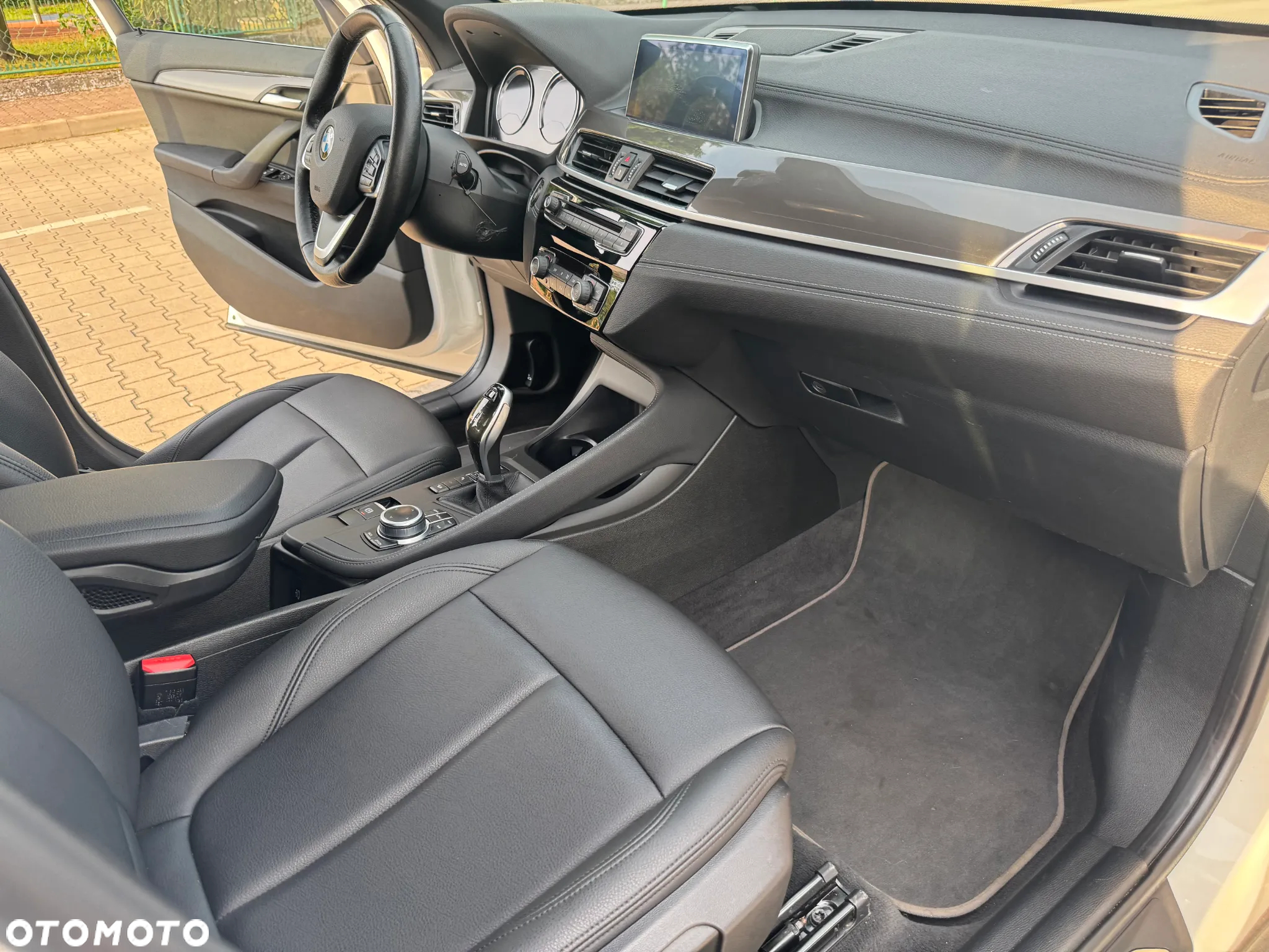 BMW X1 xDrive25i GPF xLine - 7