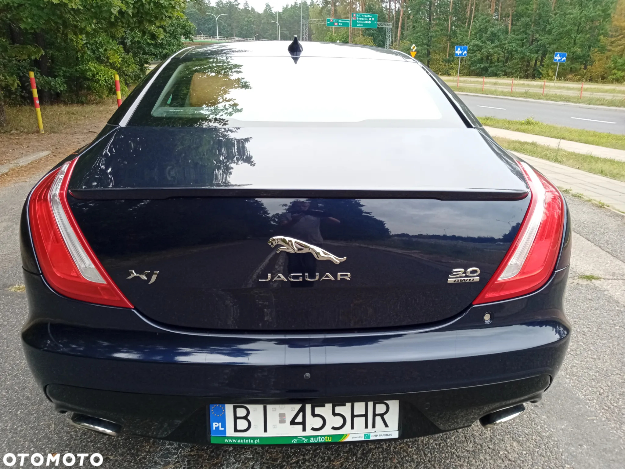 Jaguar XJ 3.0 T AWD R-Sport - 23