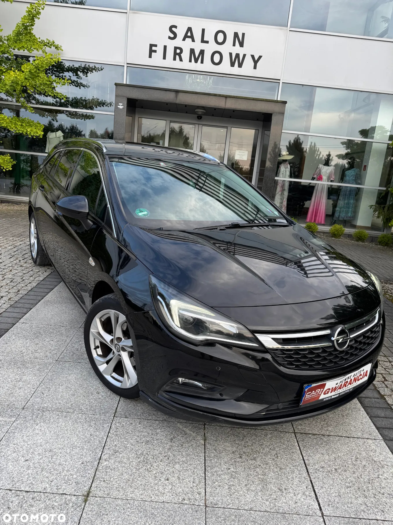 Opel Astra 1.4 Turbo 120 Jahre - 23