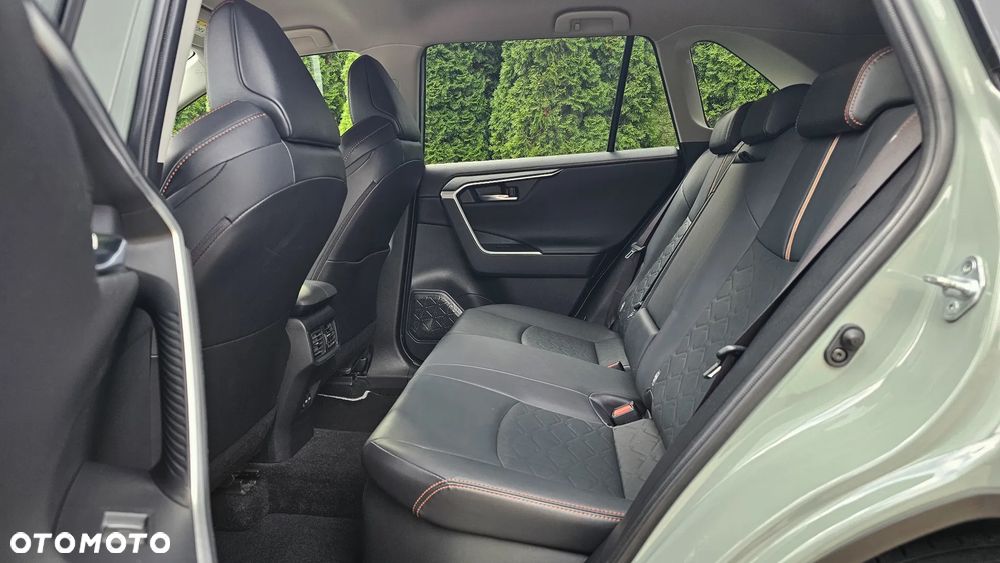 Toyota RAV4 2.5 4x4 Adventure - 24
