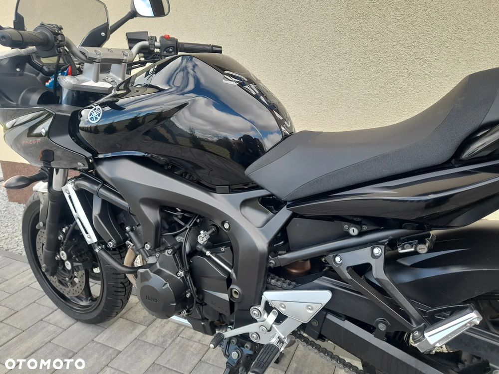 Yamaha FZ6 - 17
