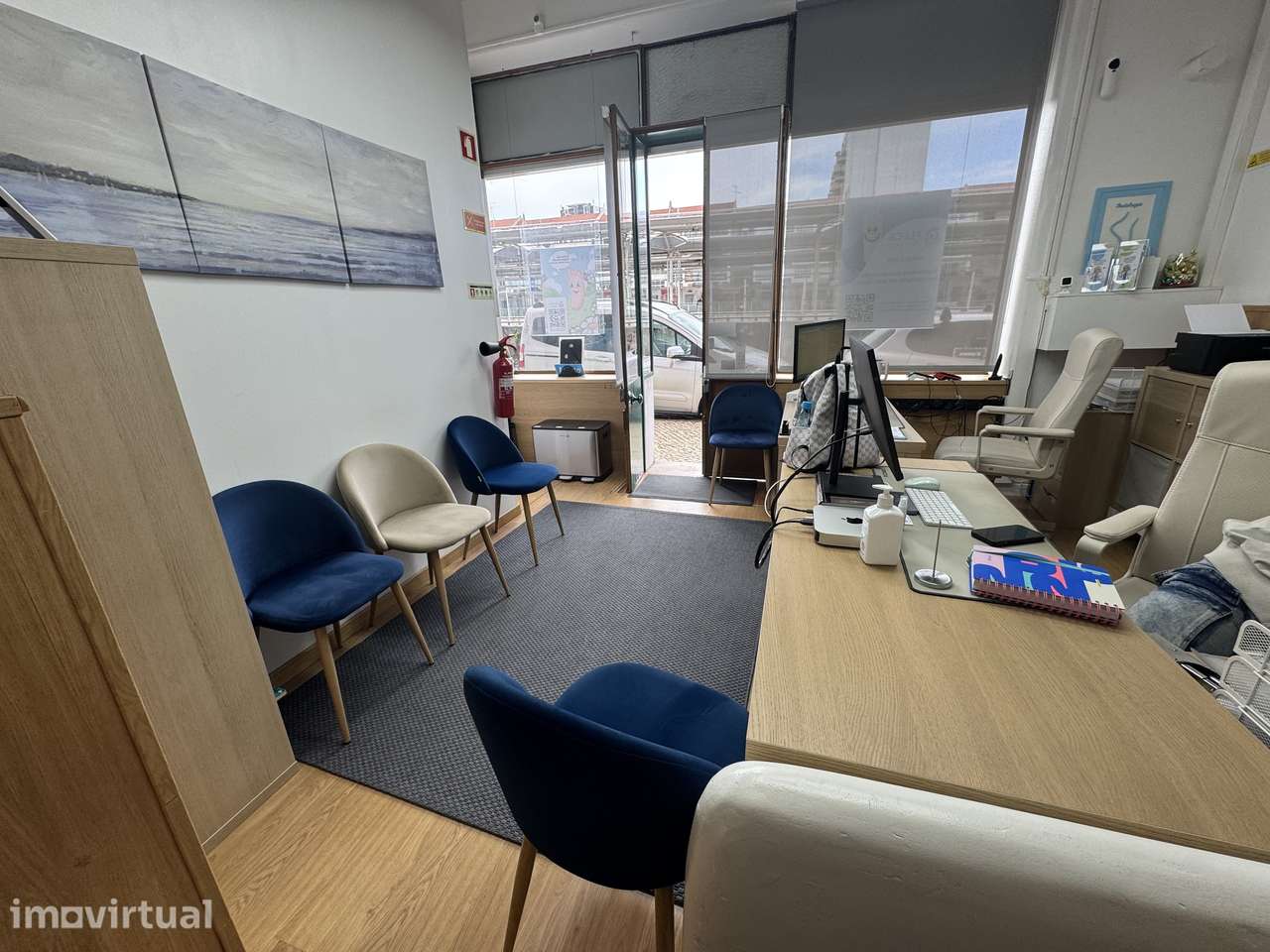 Loja com 3 montras em Lisboa | 78 m² renovados | AC | Roma-Areeiro - Grande imagem: 4/12