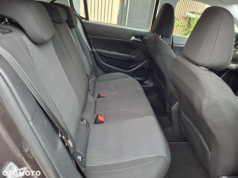Peugeot 308 - 9