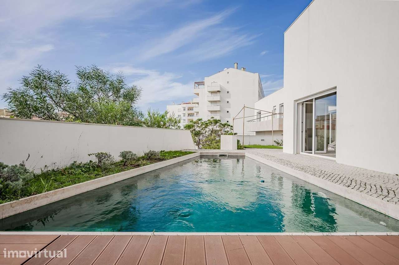 Arrendamento de Moradia T4+1 Contemporânea com Piscina e Vista Mar – J - Grande imagem: 2/60