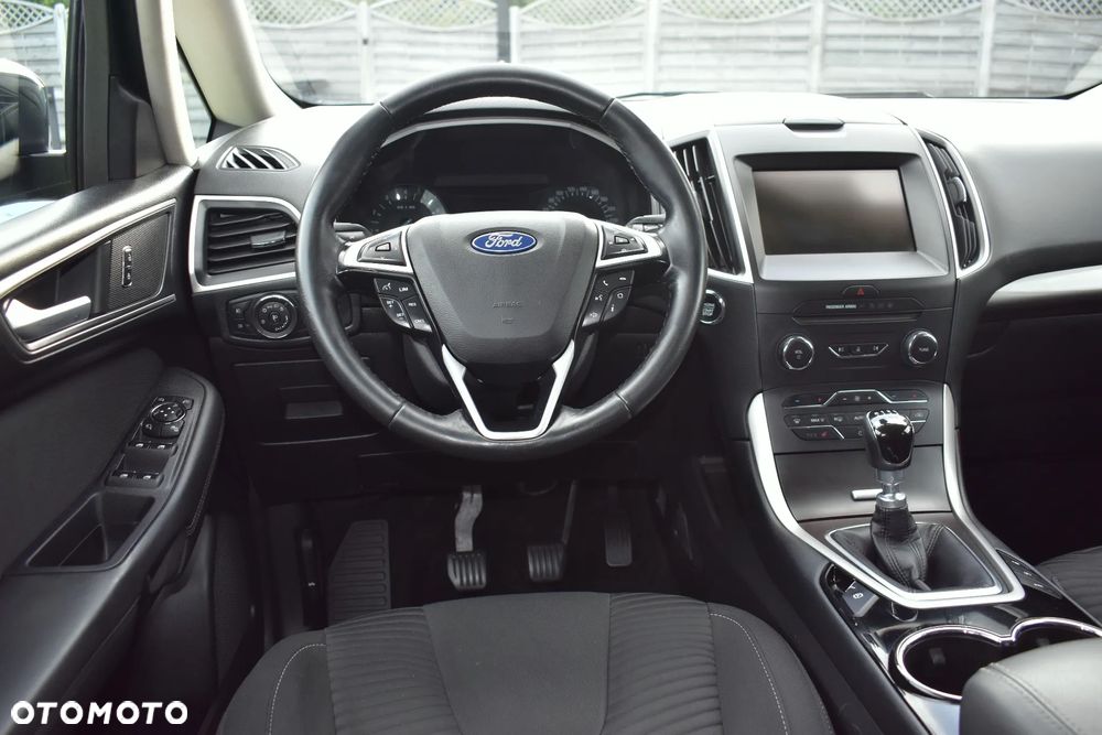 Ford S-Max 1.5 EcoBoost Titanium - 25