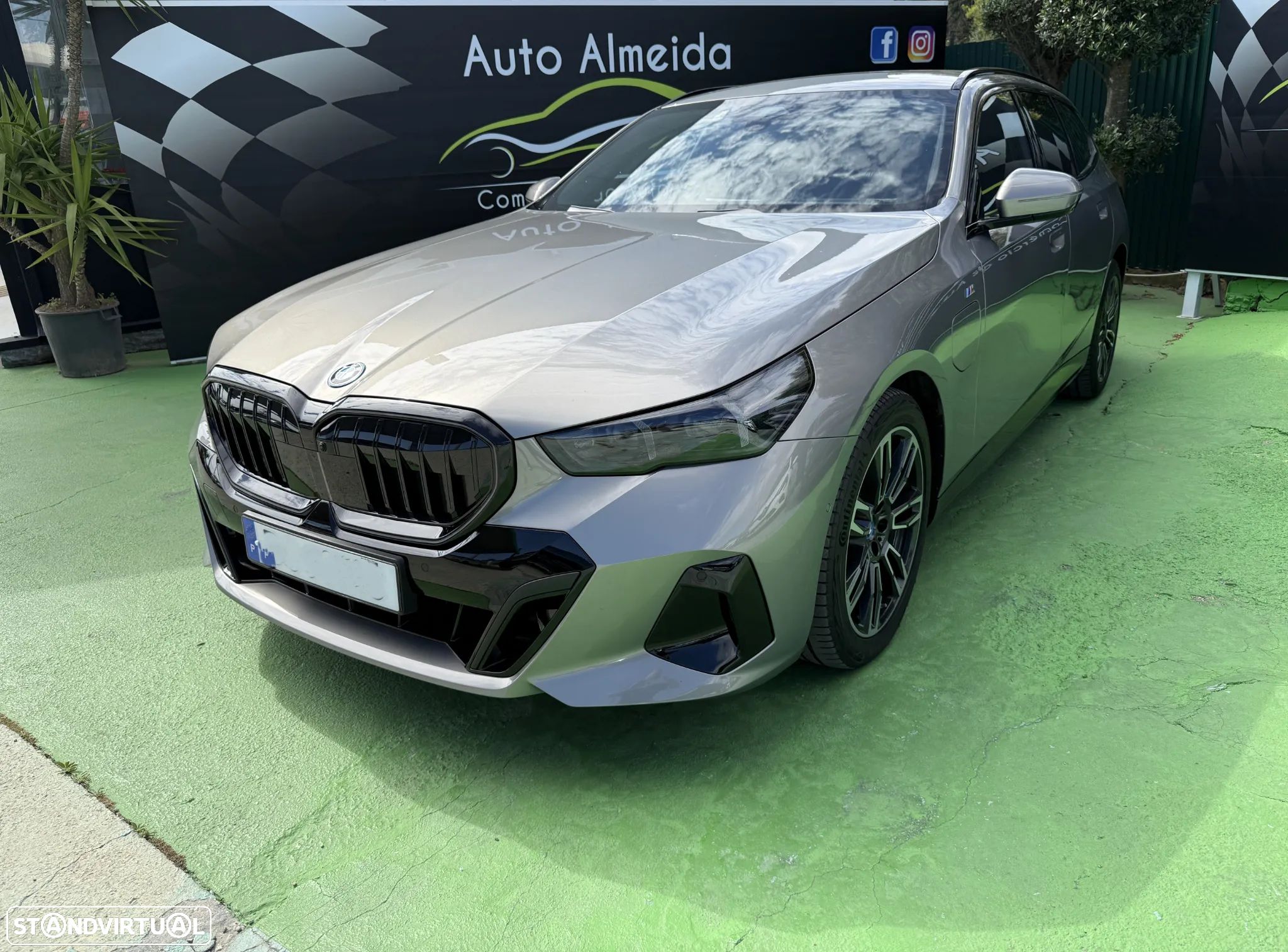 BMW 530 e Pack Desportivo M Pro - 1