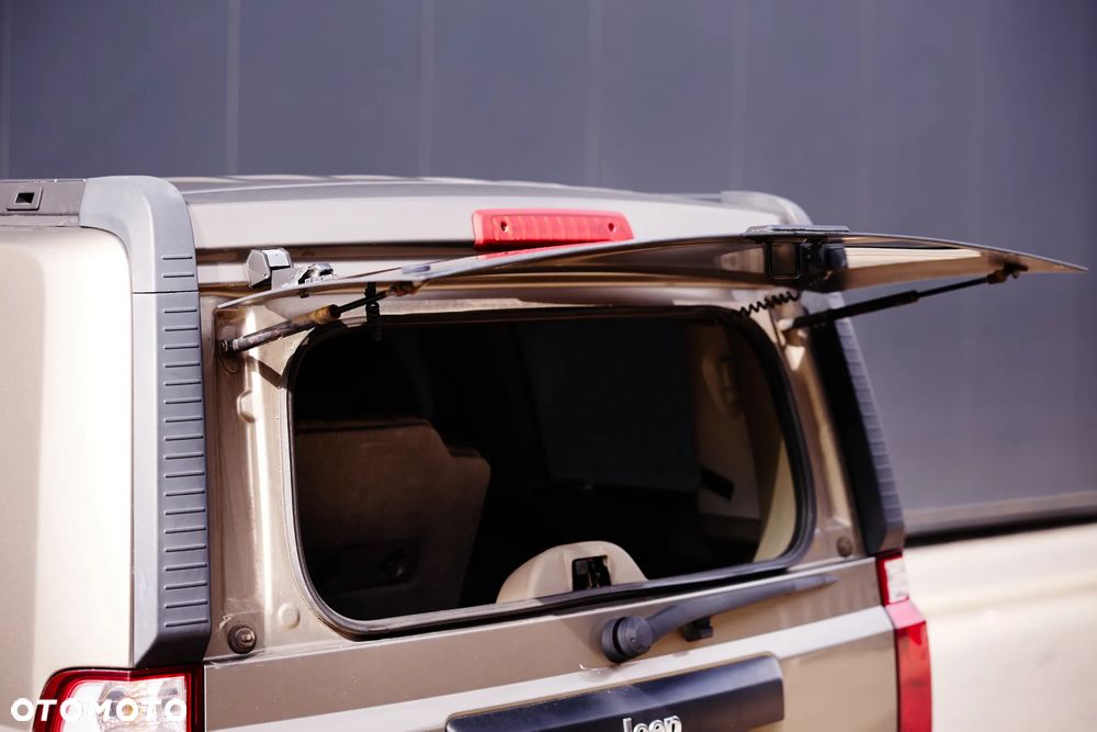 Jeep Commander 3.0 CRD DPF Automatik Limited - 21