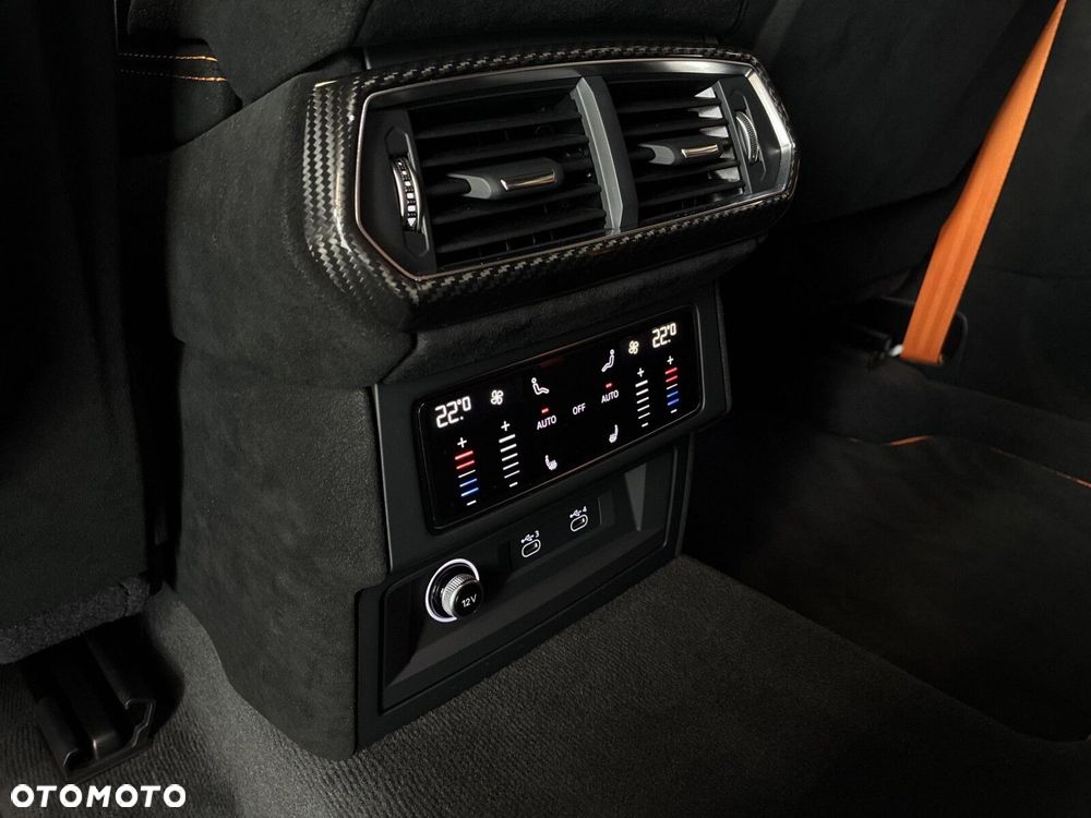 Lamborghini Urus - 19
