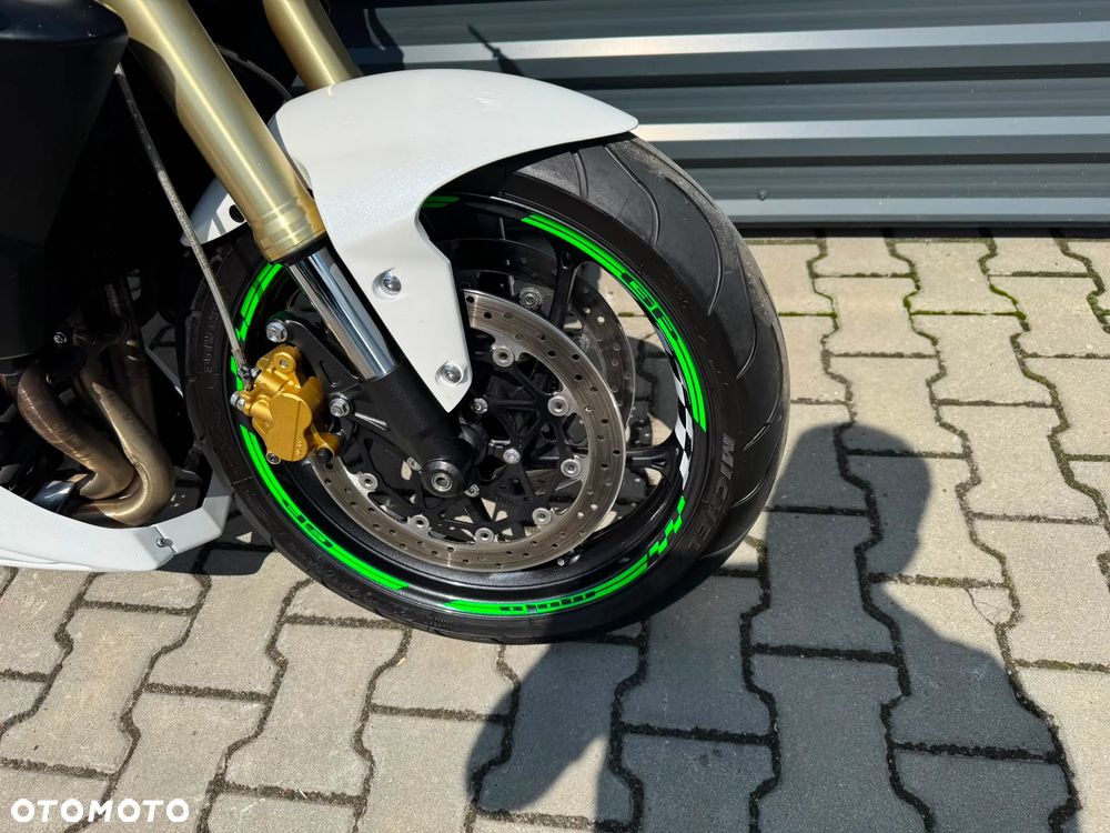 Triumph Street Triple - 13