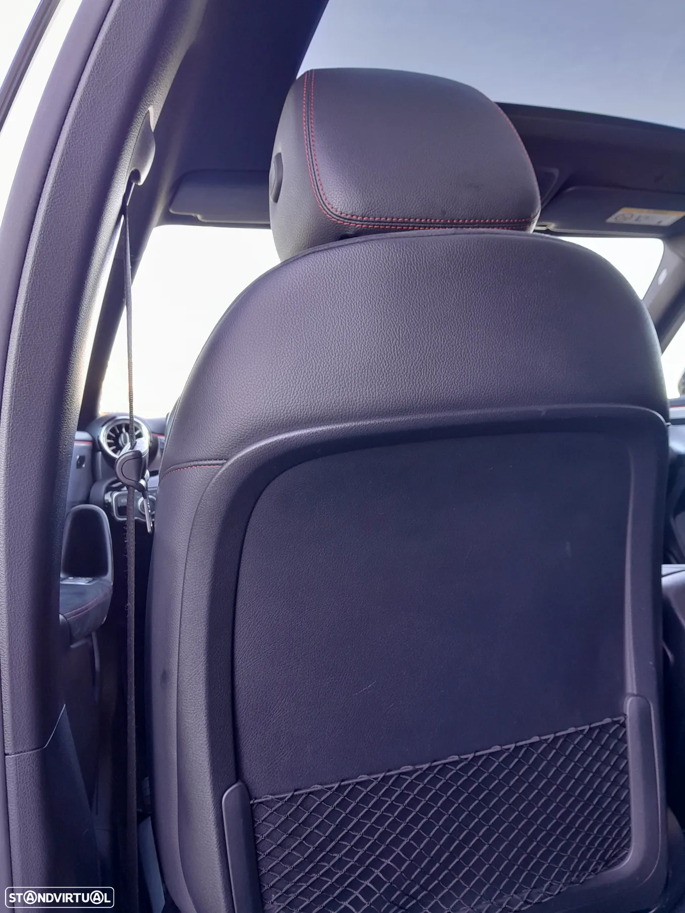 Mercedes-Benz A 250 Limousine e AMG Line - 44