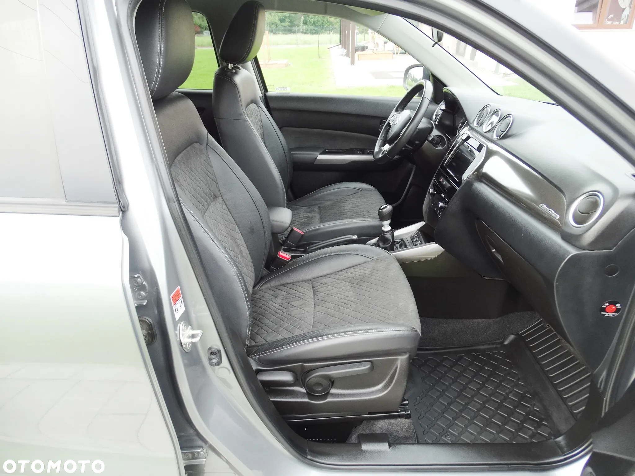 Suzuki Vitara 1.4 Boosterjet Premium 4WD - 12