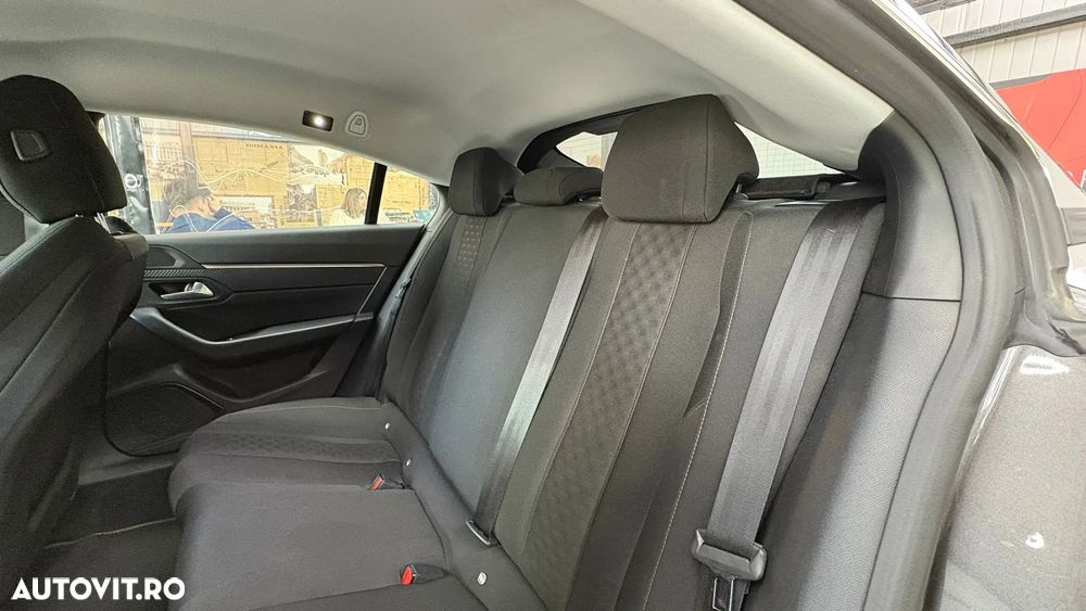 Peugeot 508 PureTech 180 EAT8 Allure - 26