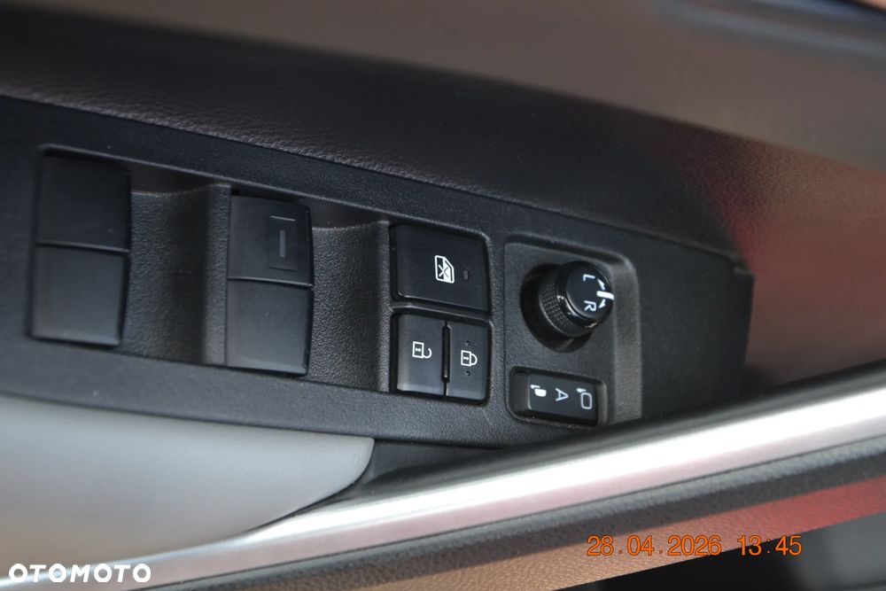 Toyota Corolla Cross 2.0 Hybrid Style - 16