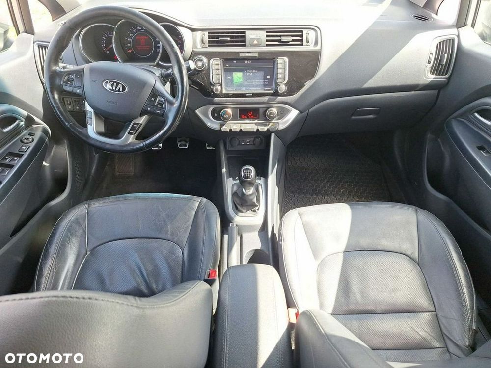 Kia Rio - 3