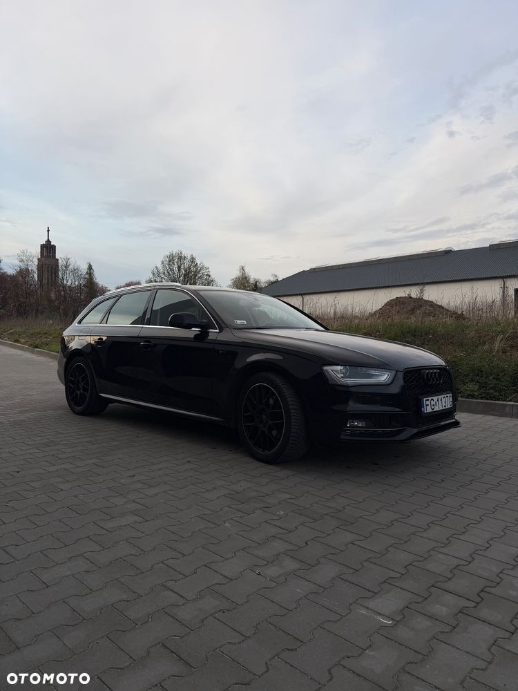 Audi A4 Avant 2.0 TDI DPF clean diesel multitronic Attraction - 2