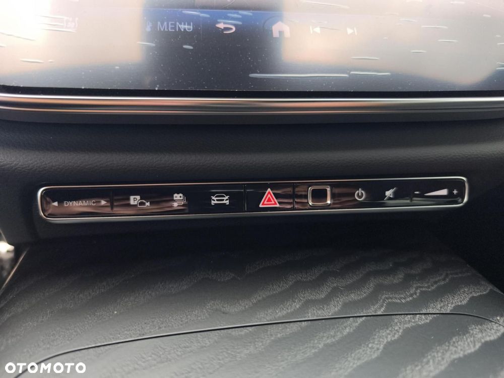 Mercedes-Benz Klasa E - 19