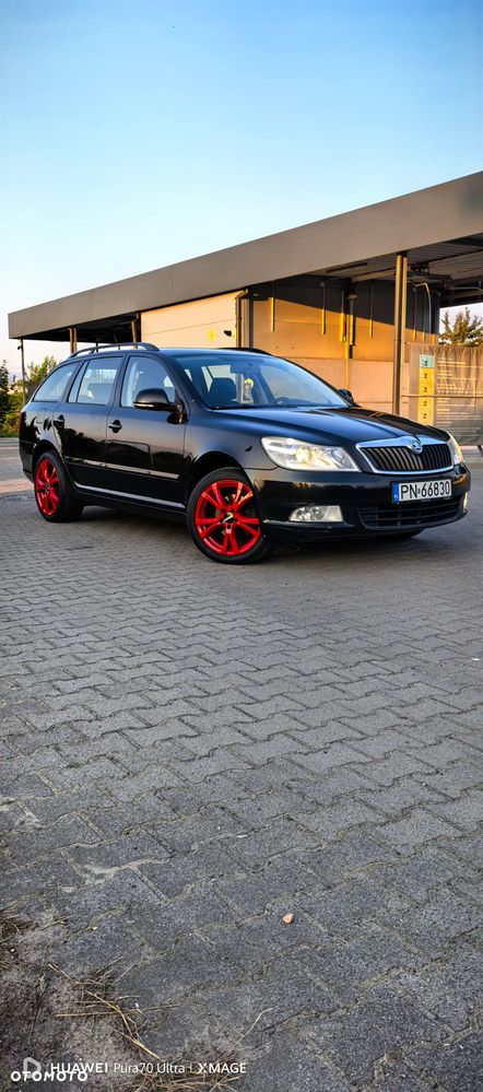 Skoda Octavia 2.0 TDI DSG Ambiente - 2