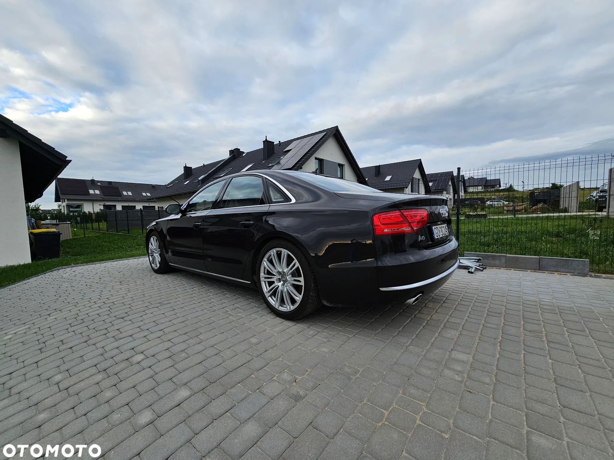Audi A8 4.2 TDI Quattro - 1