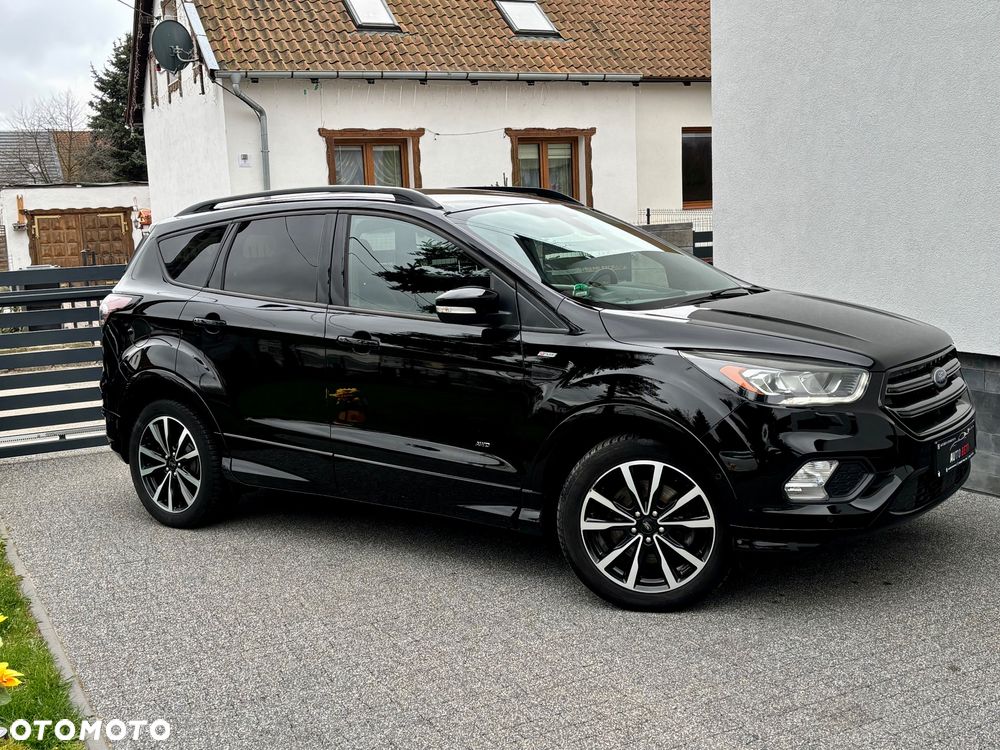 Ford Kuga 2.0 TDCi 4x4 ST-Line - 11
