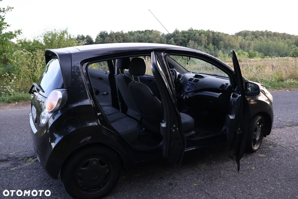 Chevrolet Spark - 18