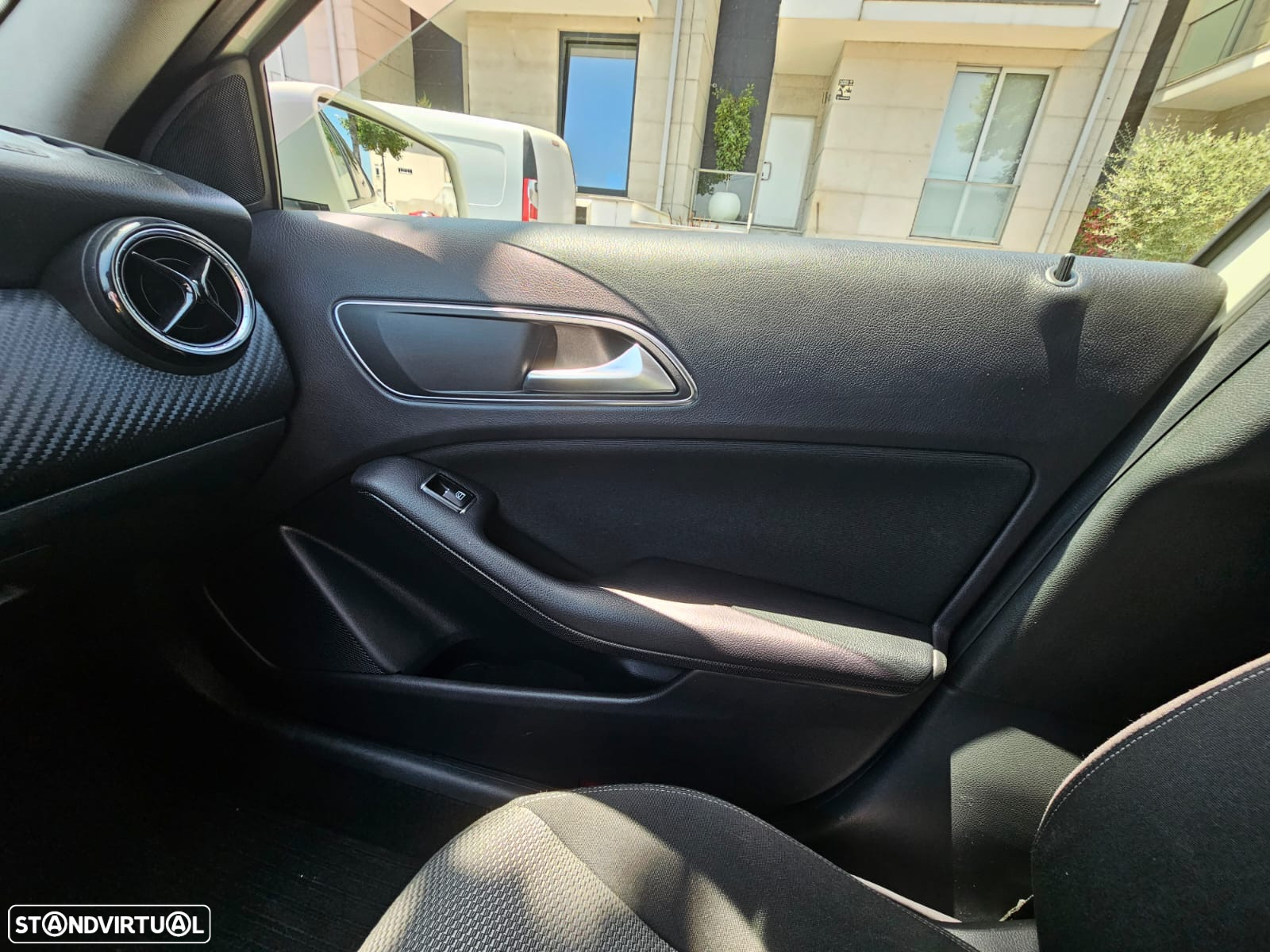 Mercedes-Benz GLA 200 (CDI) d 4Matic 7G-DCT - 7