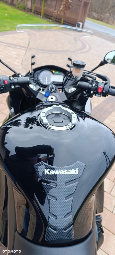 Kawasaki Ninja 1000 SX - 13