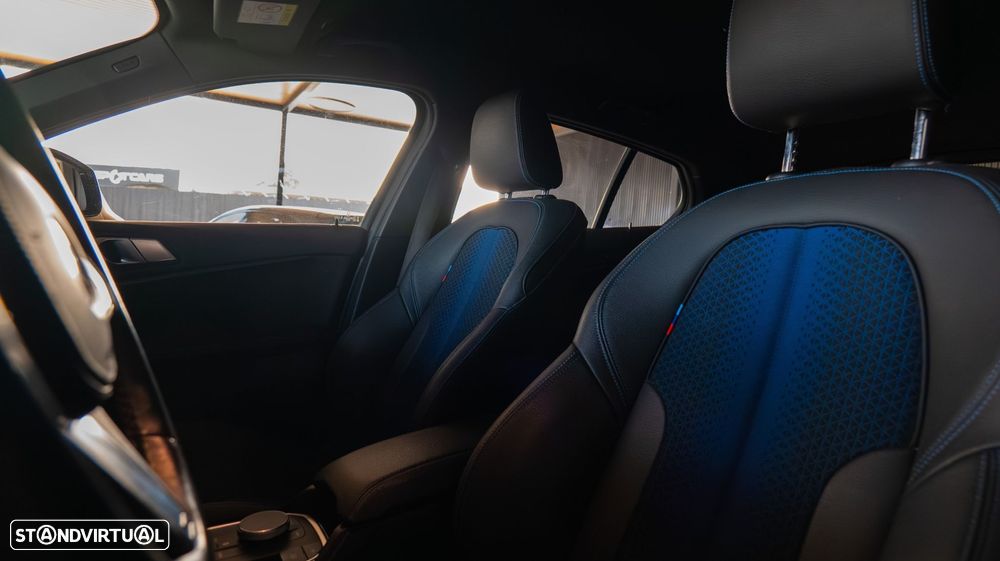 BMW 116 d Pack Desportivo M - 24