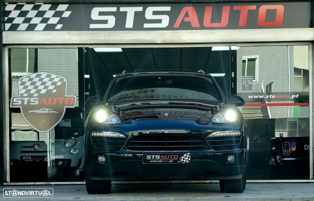 Porsche Cayenne 3.0 V6 - 60