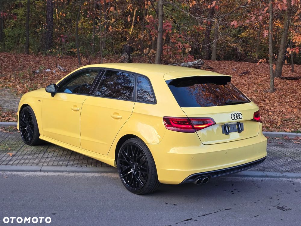 Audi A3 Sportback 2.0 TDI S tronic S line Sportpaket - 12