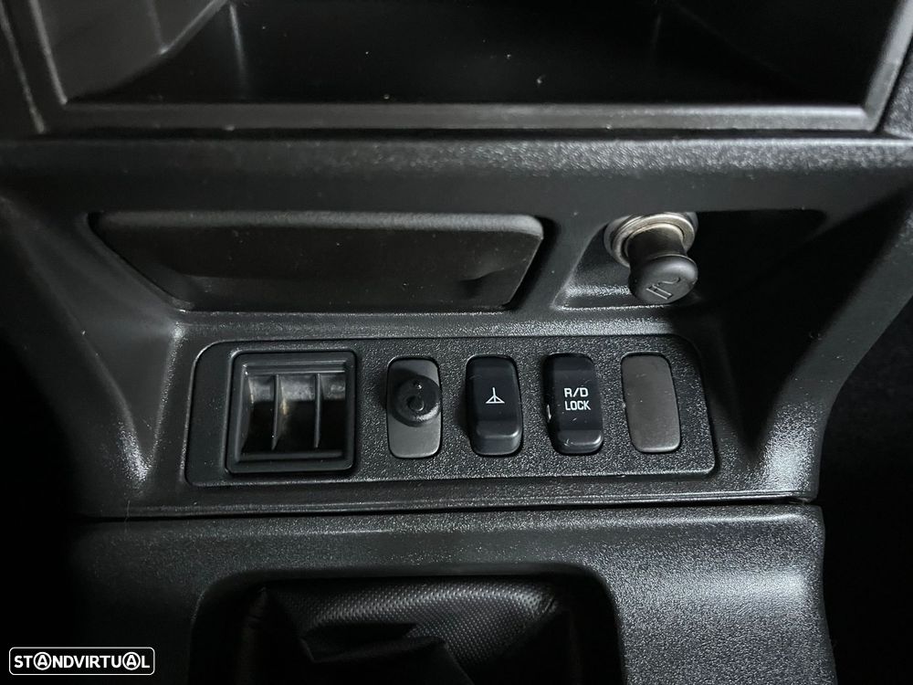 Mitsubishi Pajero 3.2 DI-D GLS - 32