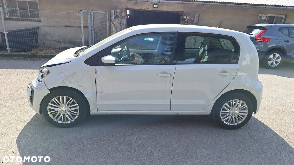Volkswagen up! Active - 4