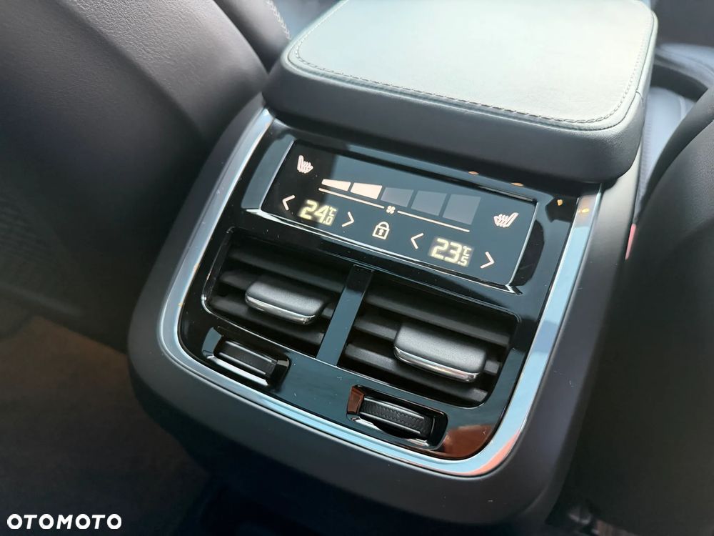 Volvo XC 90 T6 AWD Geartronic Inscription - 17