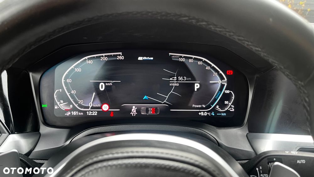 BMW Seria 3 330e PHEV sport - 22