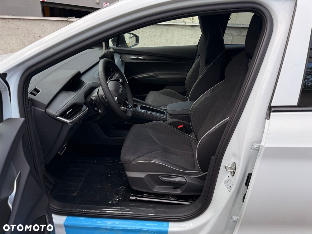 Skoda Elroq 60 63kWh Sportline - 10