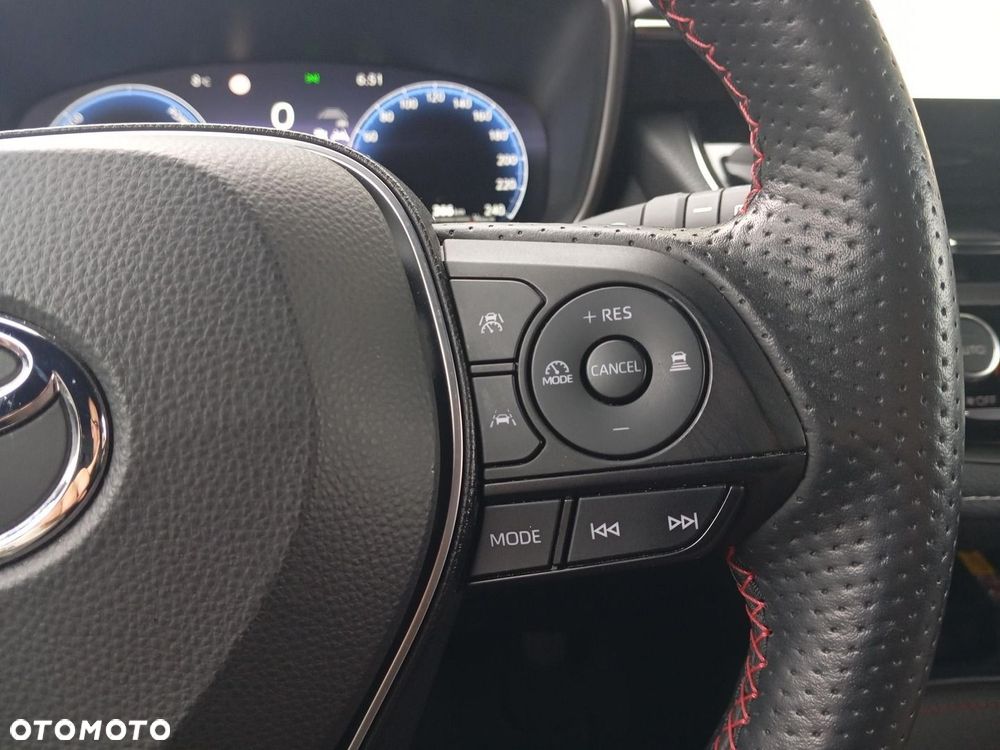 Toyota Corolla 1.8 Hybrid GR Sport - 18