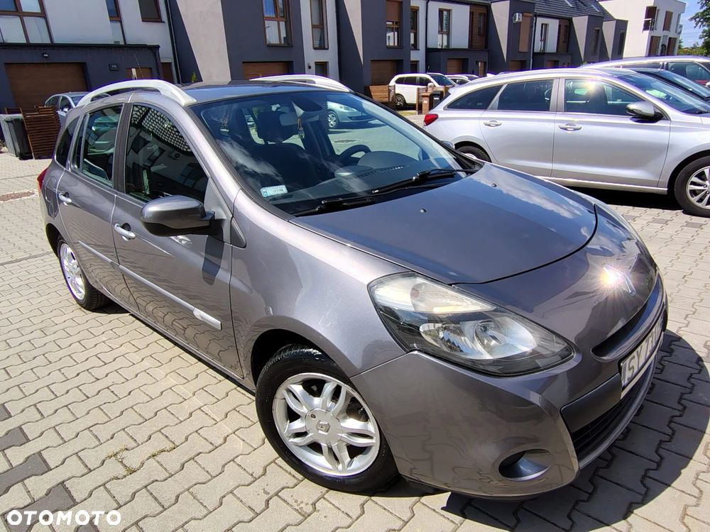 Renault Clio - 14