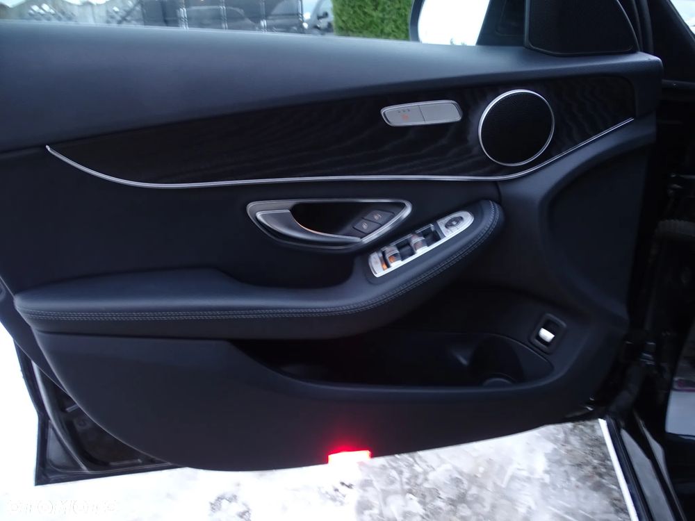 Mercedes-Benz Klasa C 350 e 7G-TRONIC Avantgarde - 22