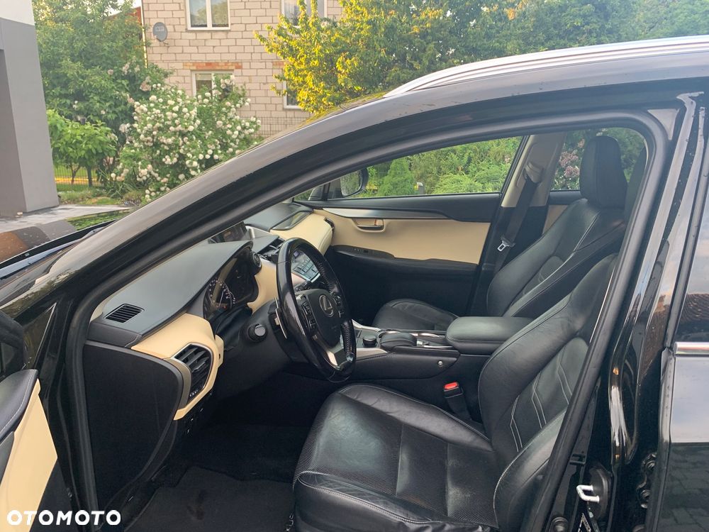 Lexus NX 200t Prestige AWD - 8