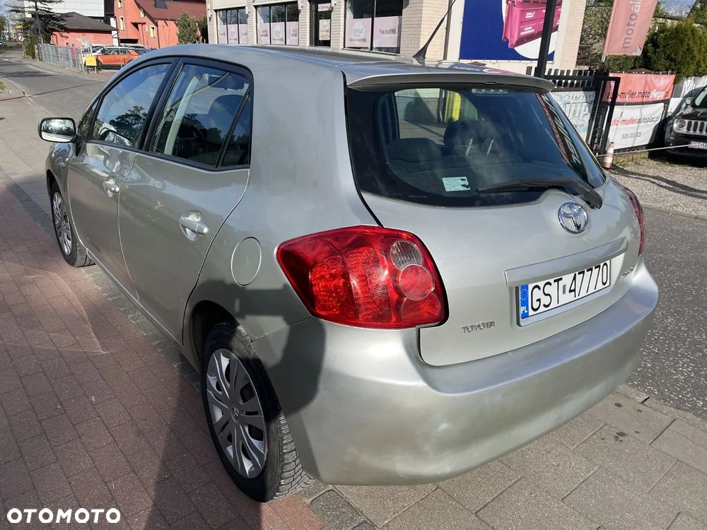 Toyota Auris 1.4 D-4D - 9